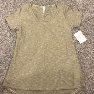 LuLaRoe classic tee